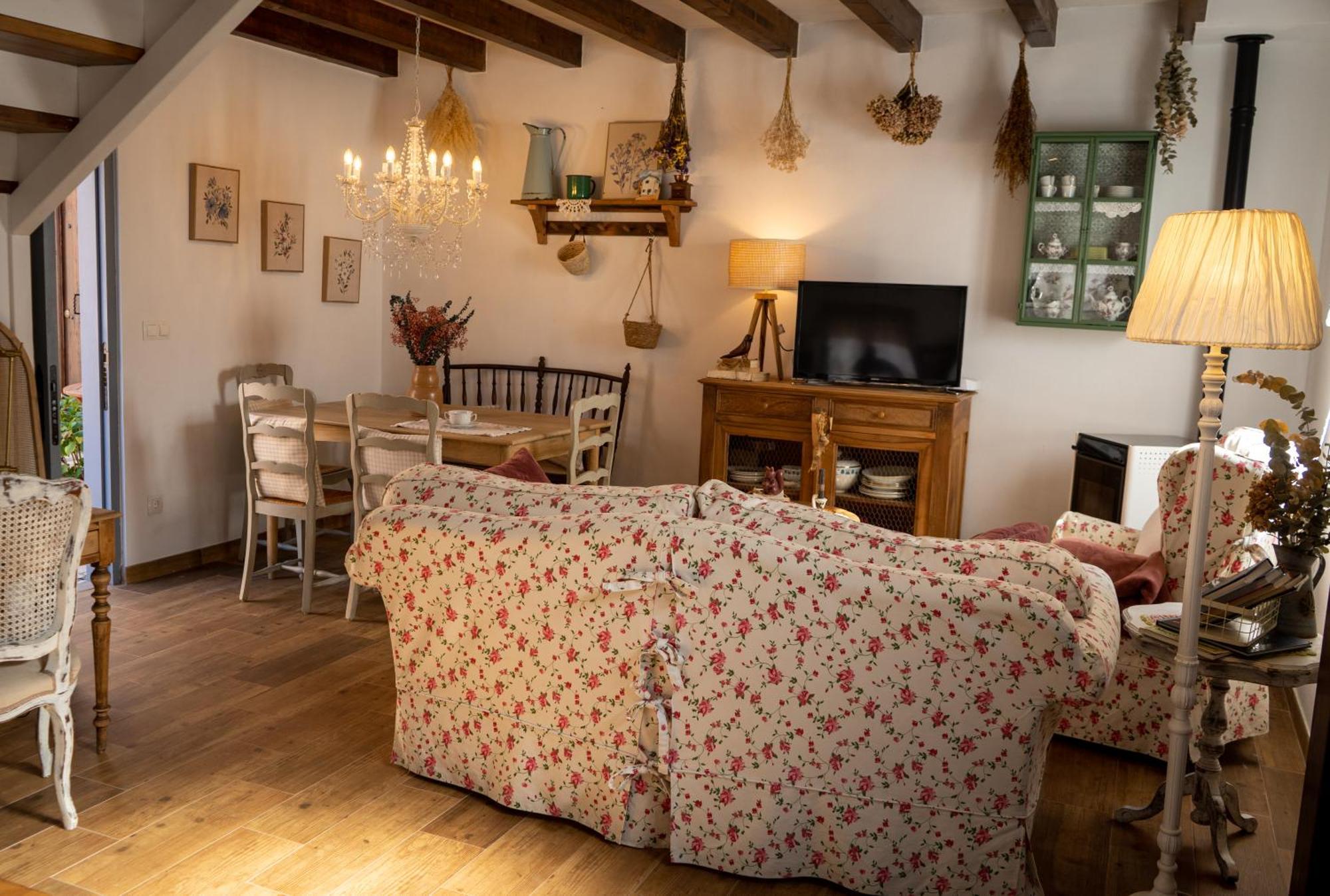 La Esencia Holiday home Riocorvo